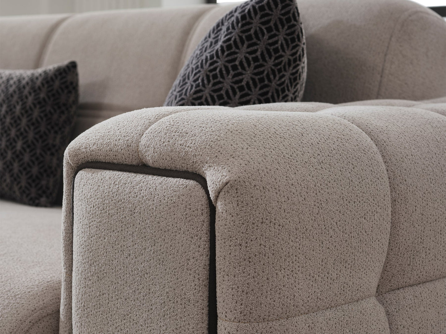 Nero Sofa