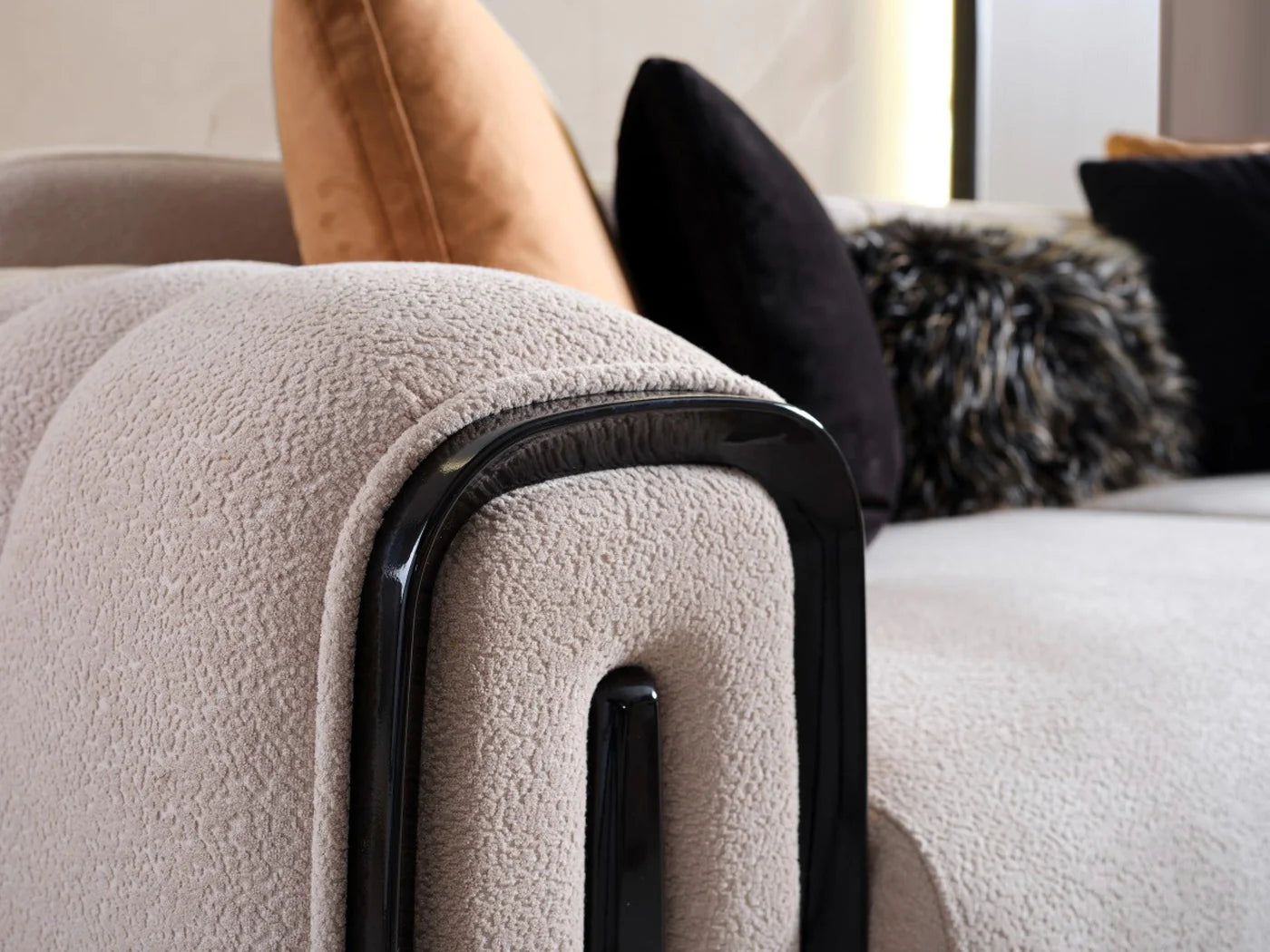 Voyance Sofa
